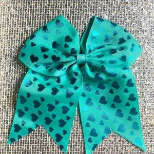 Buy 2 get 2 FREE!!! Turquoise hair bow with turquoise metallic hearts!!💚💙💚